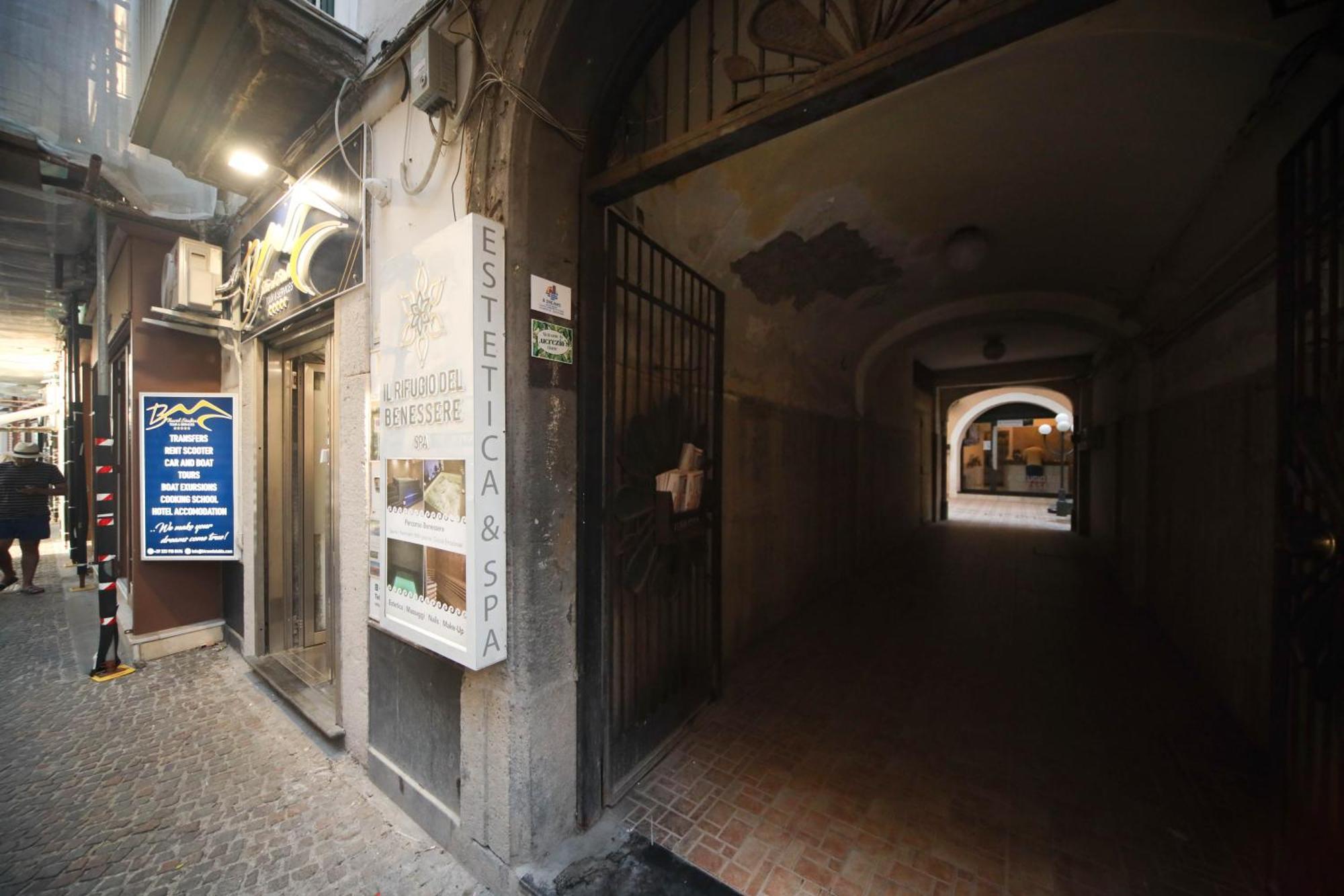 Lucrezia'S Home Castellammare di Stabia Bagian luar foto